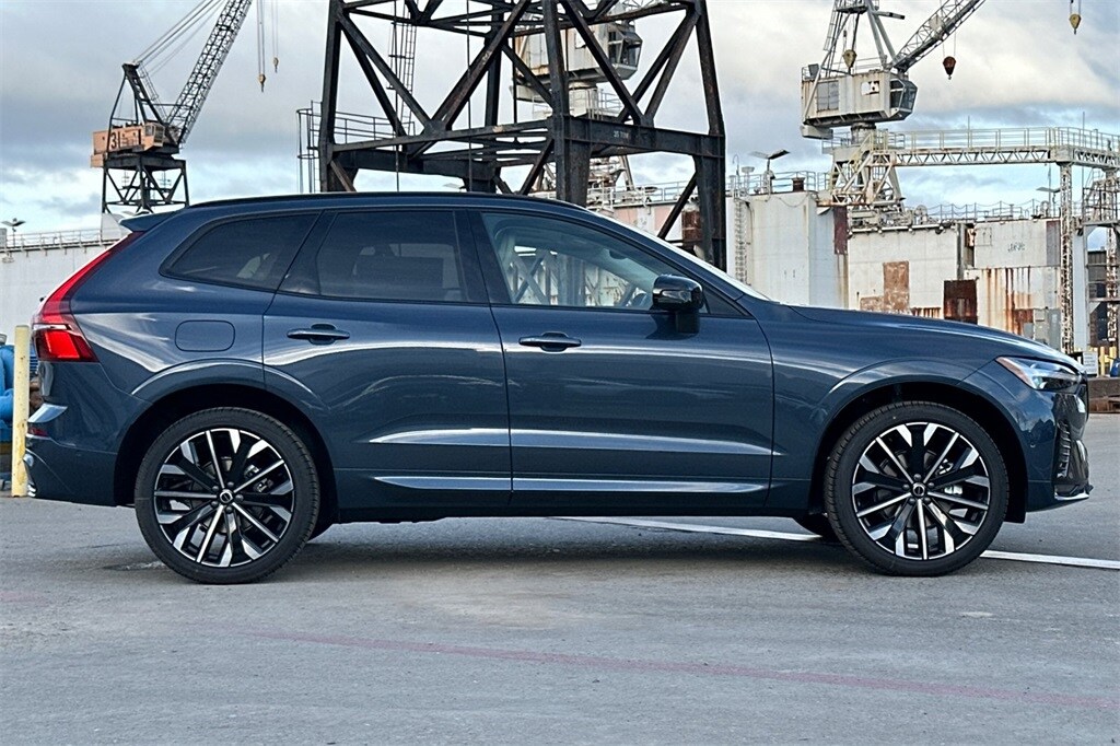 New 2026 Volvo XC60 B5 Ultra SUV