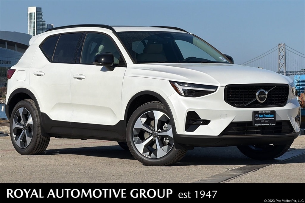 2026 Volvo XC40