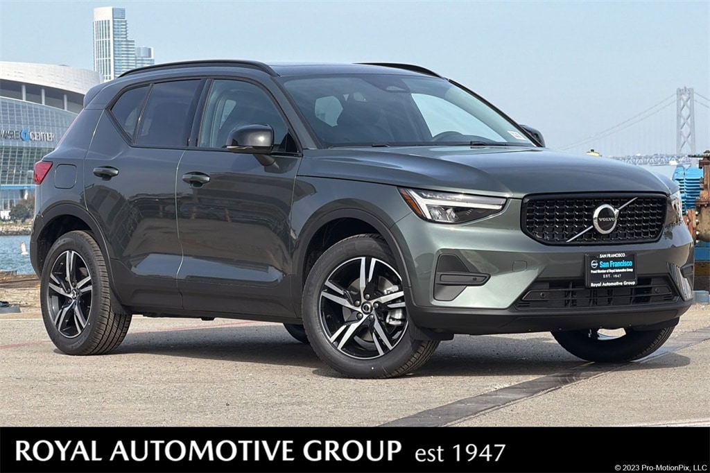 2026 Volvo XC40
