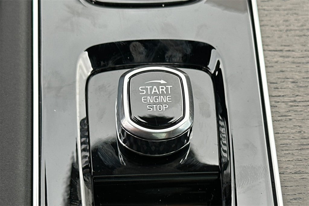 2026 Volvo XC90 Ultra - Photo 21