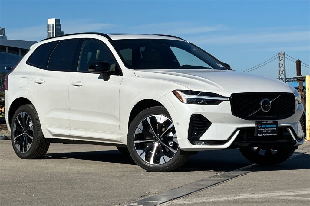 New 2026 Volvo XC60 B5 Plus SUV
