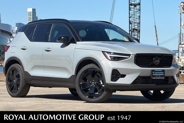2026 Volvo XC40 B5 Ultra Black Edition AWD SUV
