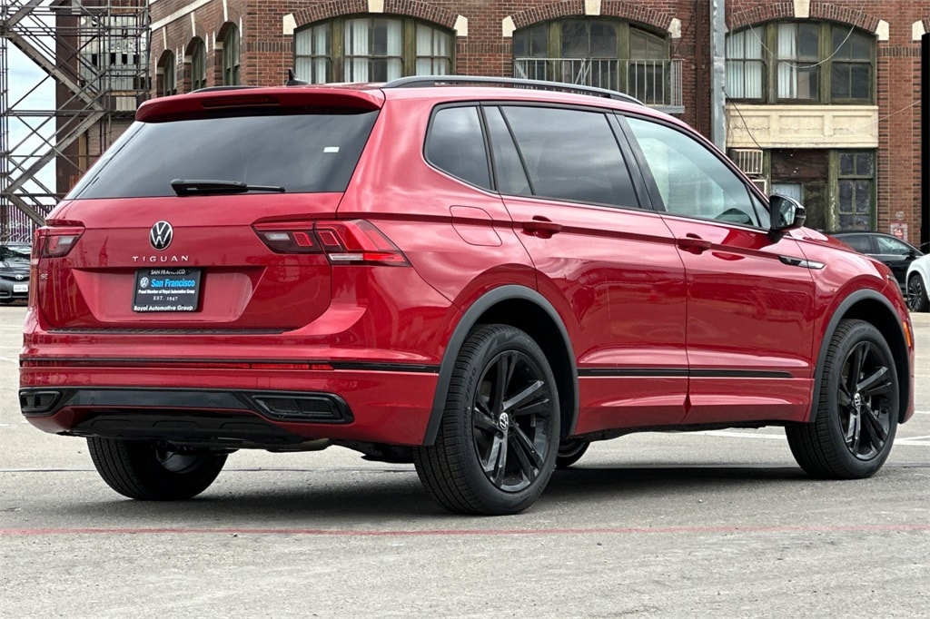 Used 2024 Volkswagen Tiguan 2.0T SE R-Line Black SUV
