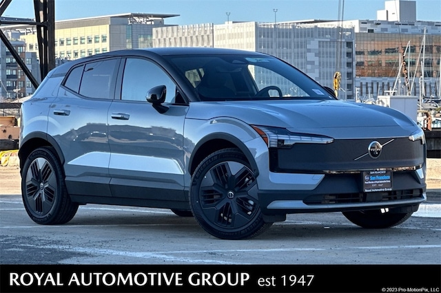 2026 Volvo EX30 Twin Motor Cross Country Ultra AWD SUV