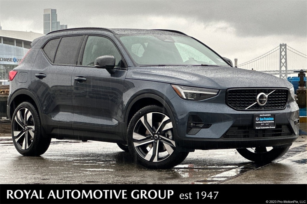 2026 Volvo XC40