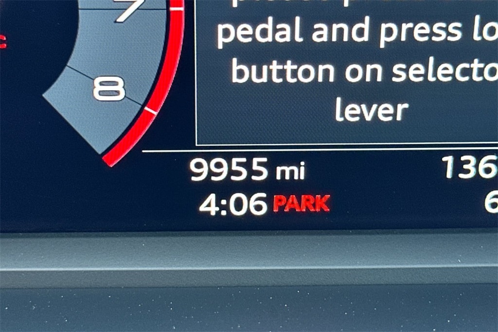 Q3 Premium Plus 40 TFSI quattro