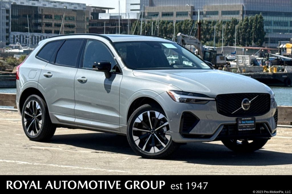 2026 Volvo XC60 plug-in hybrid