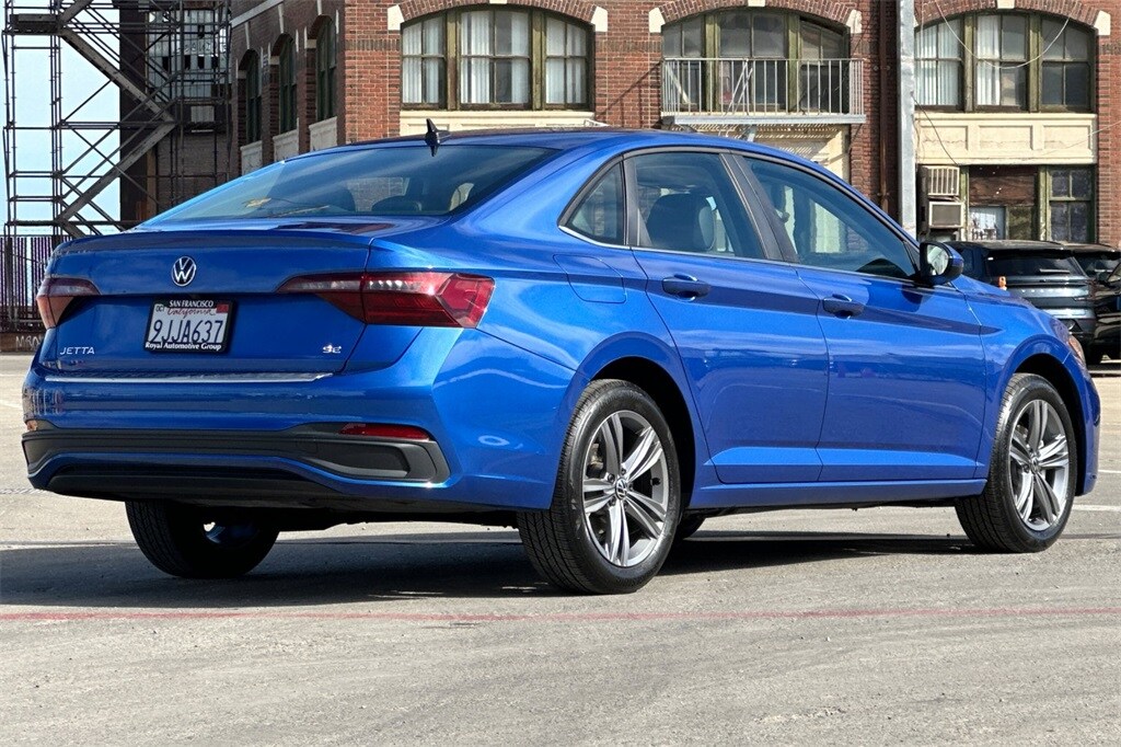 2023 Volkswagen Jetta 1.5T SE photo 2