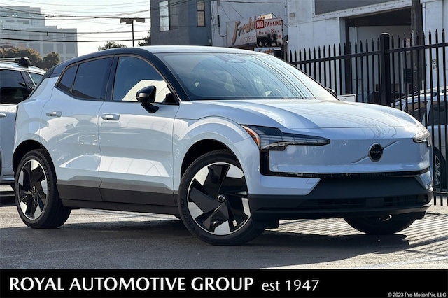 2026 Volvo EX30 Twin Motor Plus SUV