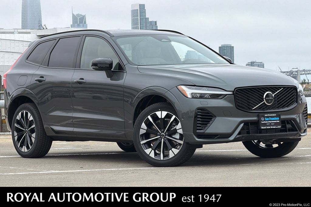 2026 Volvo XC60 plug-in hybrid