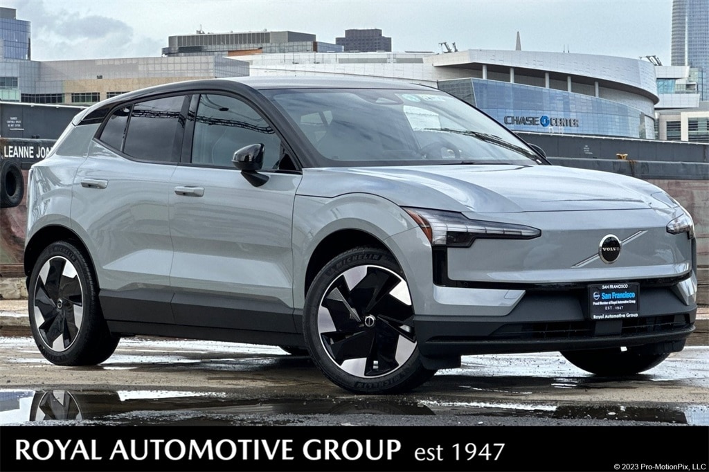 2026 Volvo EX30 Plus's photo