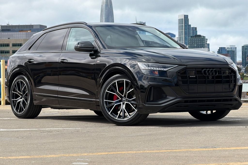 2023 Audi Q8