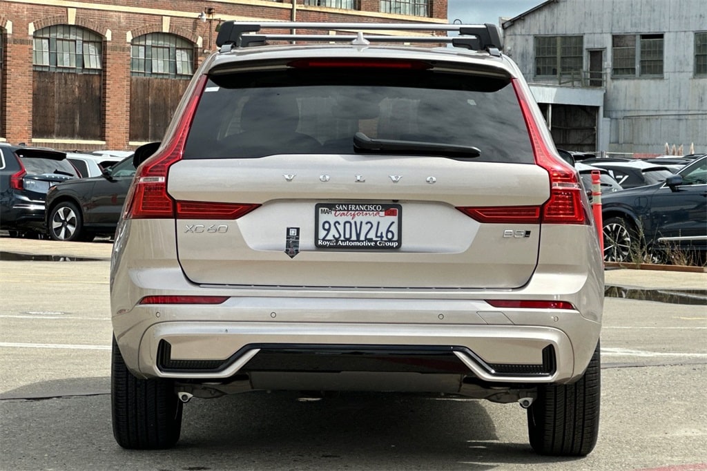 Certified 2025 Volvo XC60 B5 Core SUV