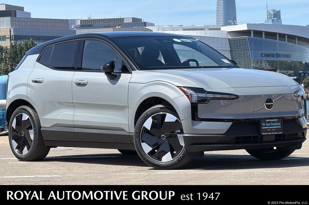2026 Volvo EX30 Twin Motor Performance Ultra's photo