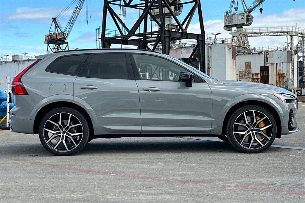 2026 Volvo XC60 Hybrid T8 Polestar photo 3