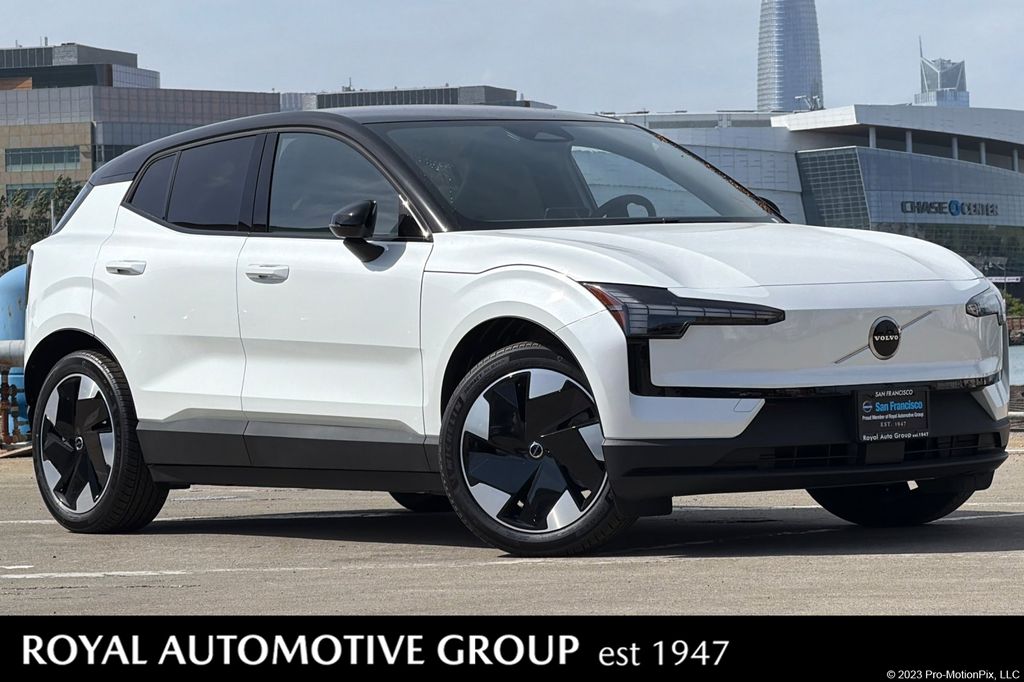 2026 Volvo EX30 Twin Motor Performance Plus's photo