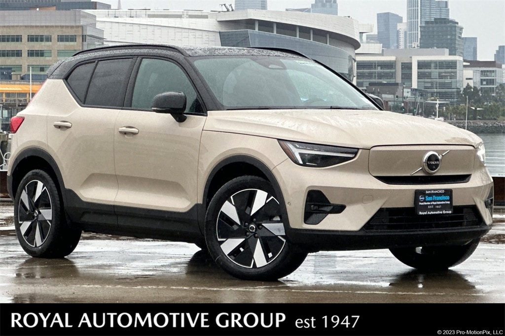 2026 Volvo EX40 Plus's photo