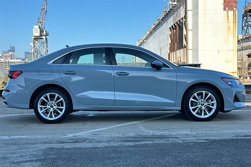 2025 Audi A3 40 Premium Plus photo 2