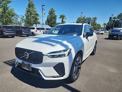 2026 Volvo XC60 plug-in hybrid T8 Plus SUV