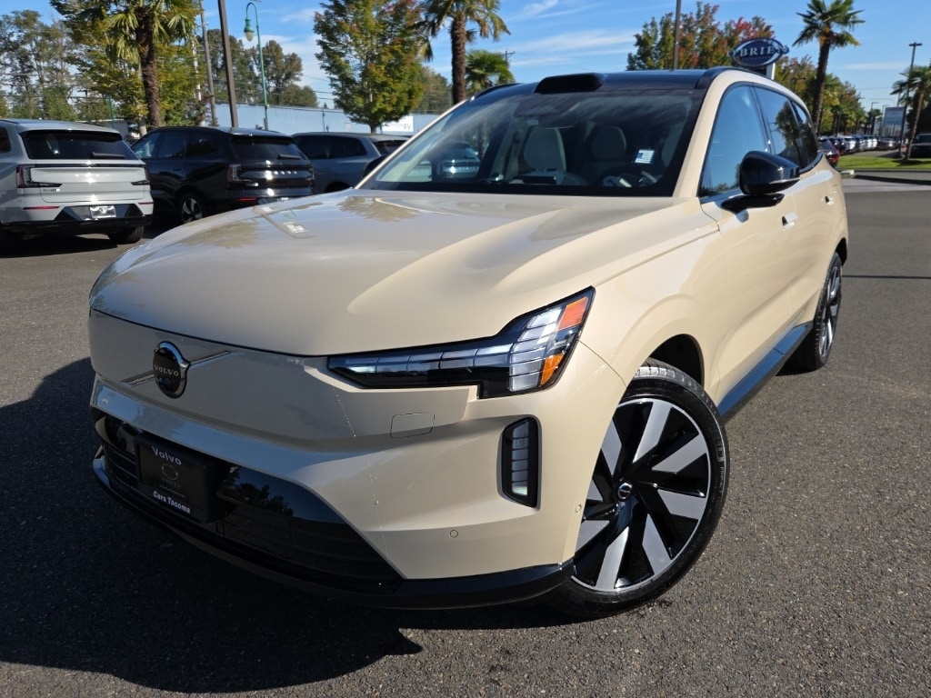 2025 Volvo EX90 Ultra's photo