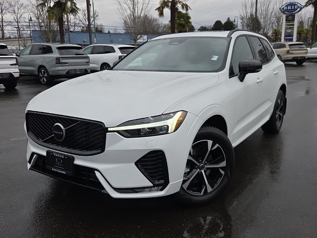 New 2026 Volvo XC60 B5 Core SUV