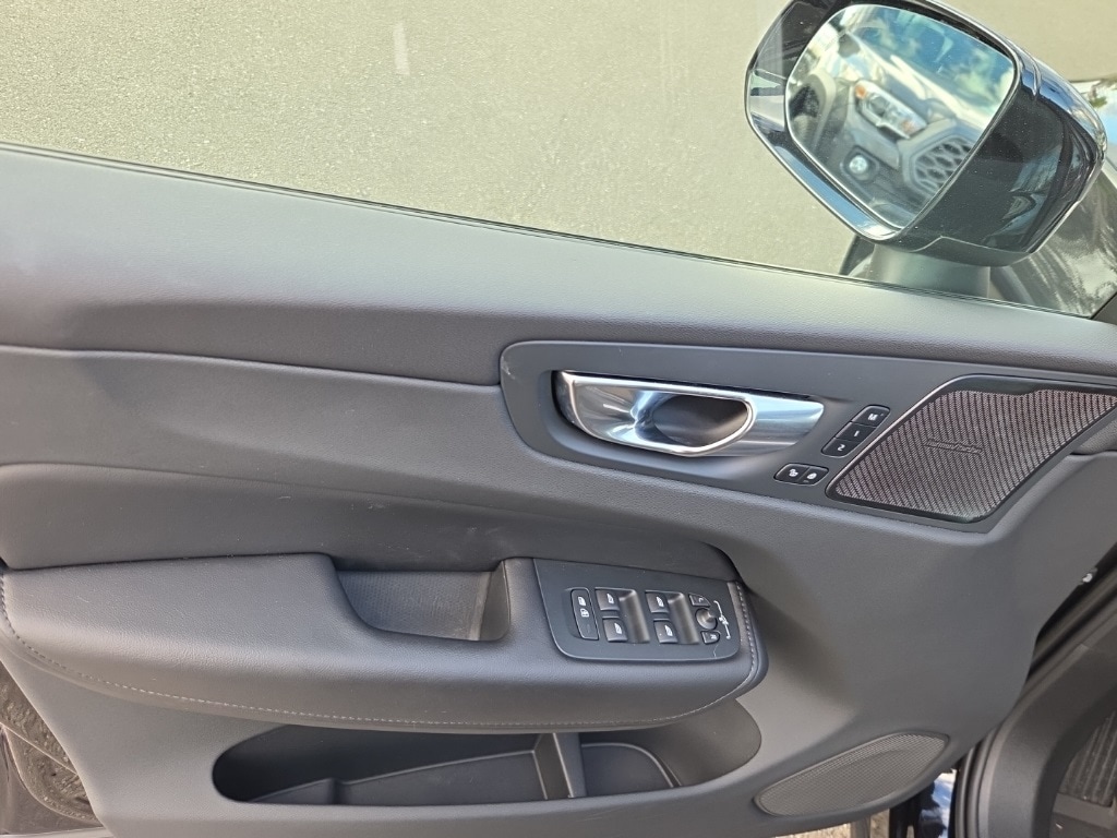 Certified 2023 Volvo XC60 B5 Plus Dark Theme SUV