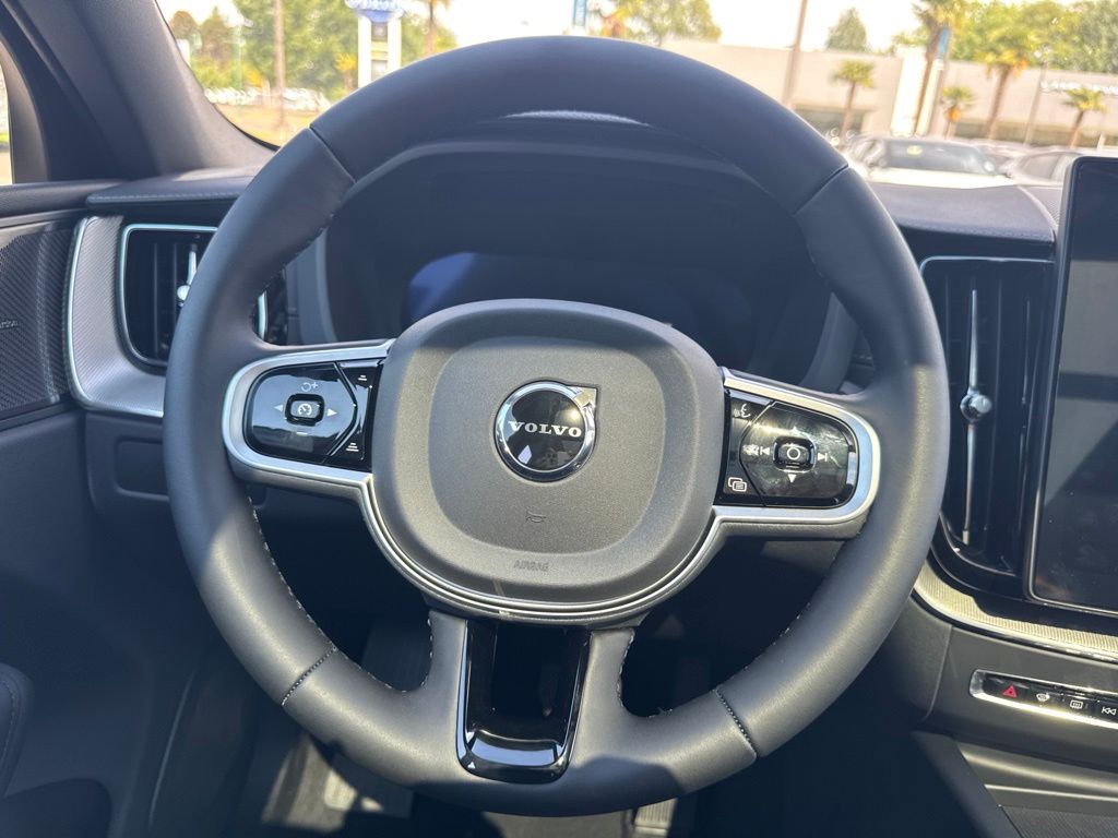 2026 Volvo XC60 Ultra - Photo 24