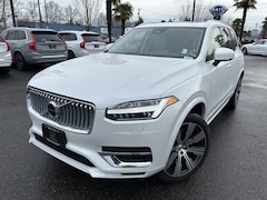 2025 Volvo XC90 plug-in hybrid