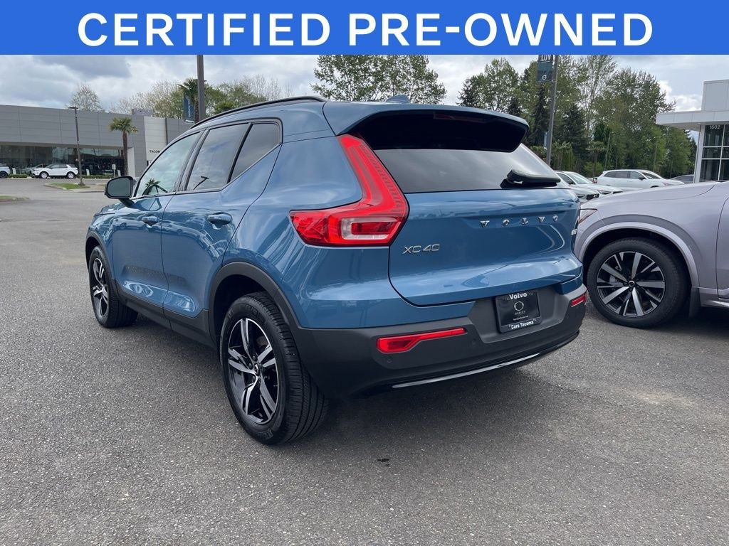 Certified 2024 Volvo XC40 B5 Core SUV