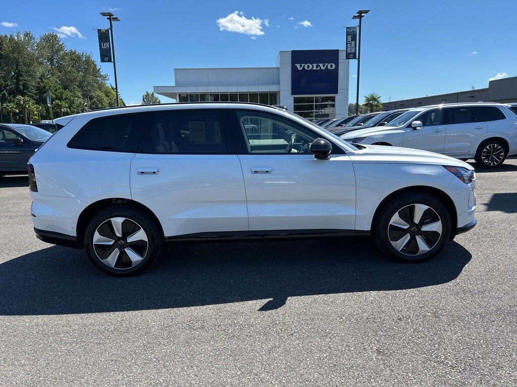 2025 Volvo EX90 Plus - Photo 9