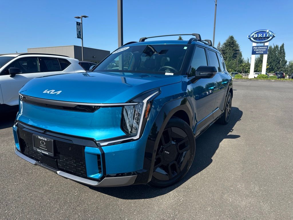 Used 2024 Kia EV9 GT-Line with VIN KNDAEFS5XR6027198 for sale in Fife, WA