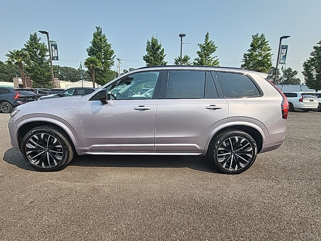 New 2026 Volvo XC90 plug-in hybrid T8 Ultra Dark Theme 6-Seater SUV