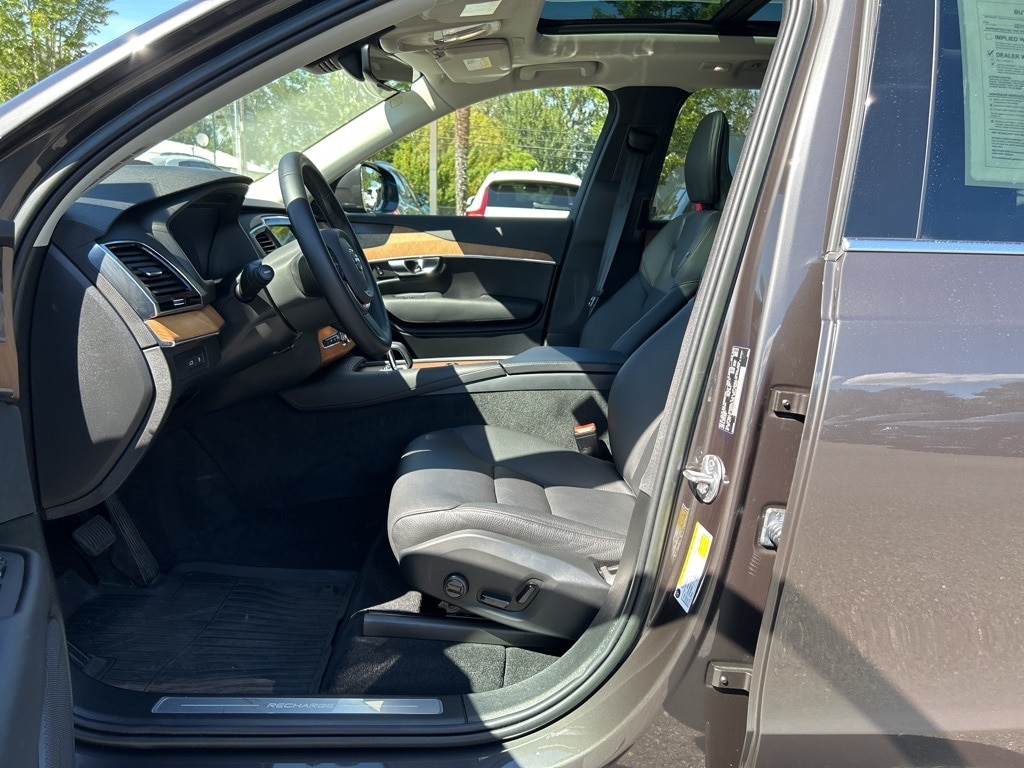 Certified 2023 Volvo XC90 Recharge Plug-In Hybrid T8 Plus 6 Passenger SUV