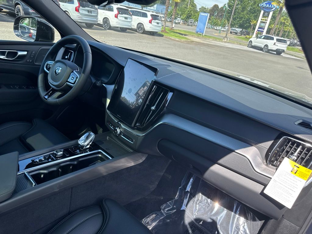 2026 Volvo XC60 Ultra - Photo 20