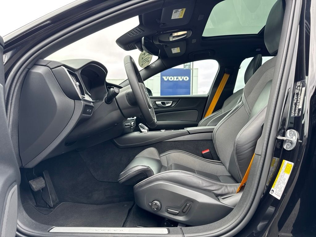 Certified 2024 Volvo V60 Recharge Plug-In Hybrid T8 Polestar Wagon