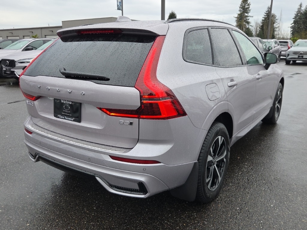 New 2026 Volvo XC60 B5 Core SUV