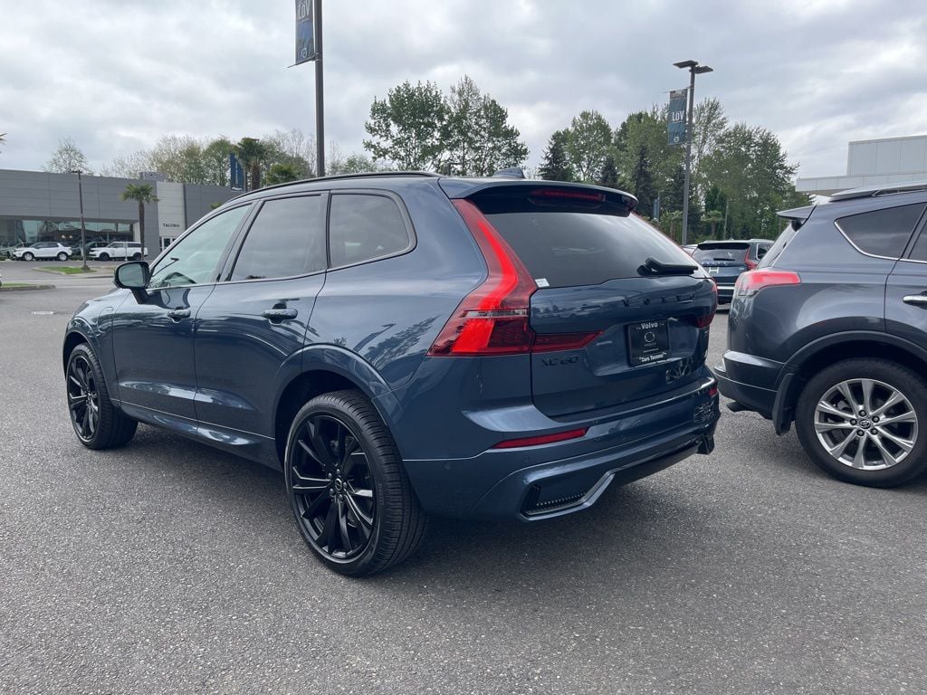 New 2026 Volvo XC60 plug-in hybrid T8 Ultra Black Edition SUV