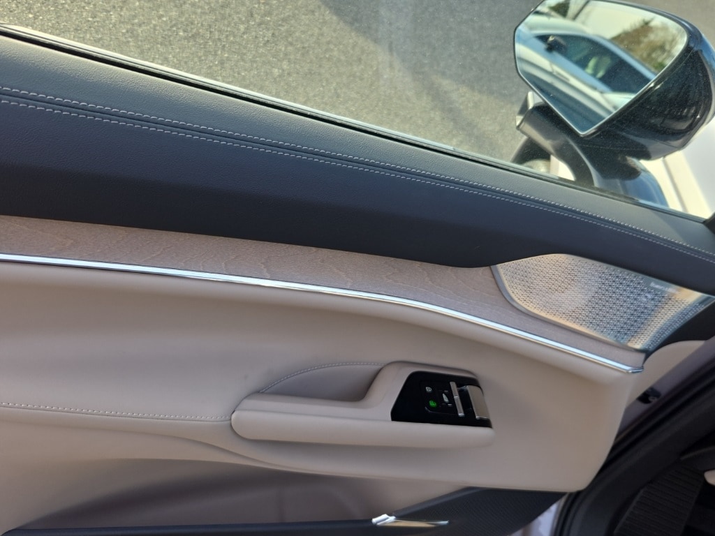 New 2026 Volvo EX90 Twin Motor Performance Ultra 7-Seater SUV