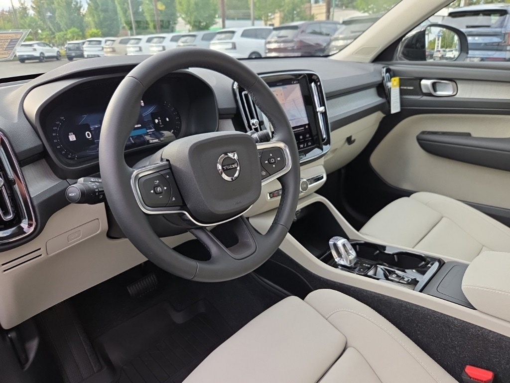 2026 Volvo XC40 Ultra - Photo 7