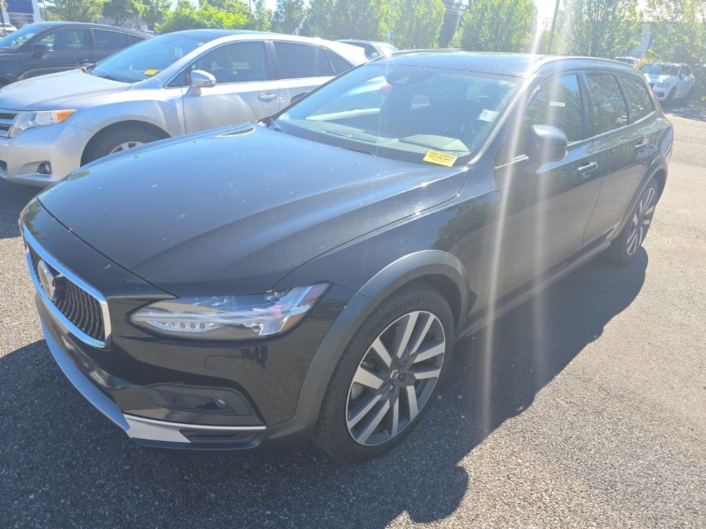 Used 2021 Volvo V90 Cross Country T6 AWD Wagon