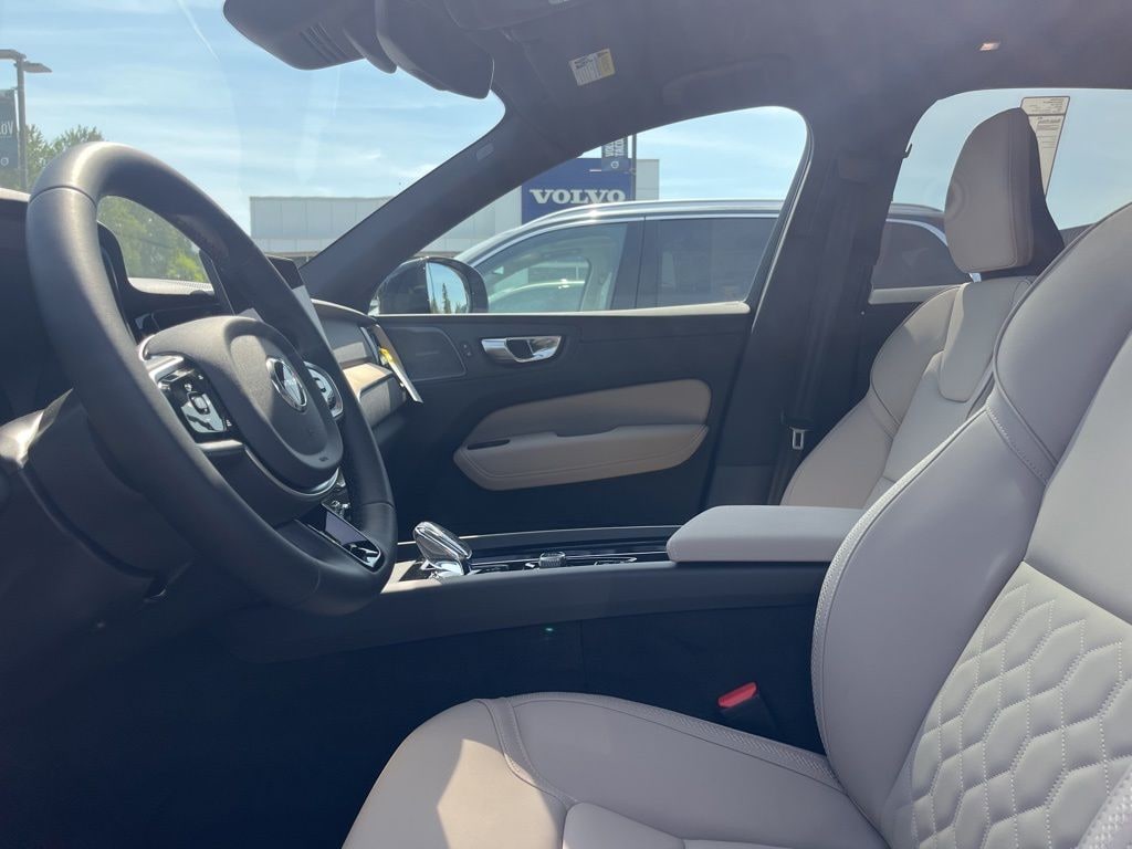 New 2026 Volvo XC60 B5 Plus SUV