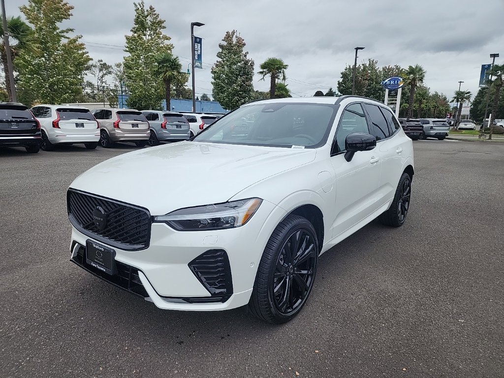 2027 Volvo XC60 plug-in hybrid T8 Ultra Black Edition AWD SUV