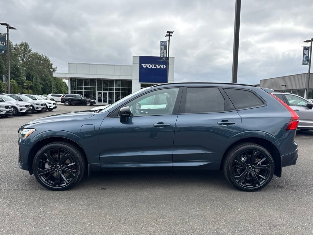 New 2026 Volvo XC60 plug-in hybrid T8 Ultra Black Edition SUV
