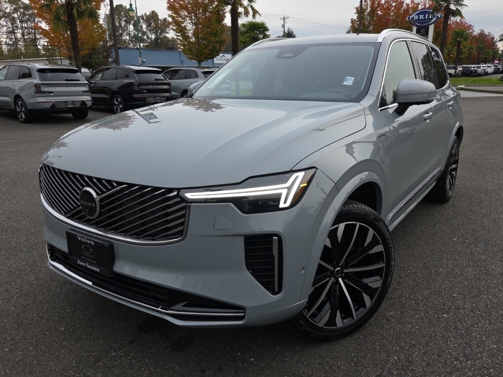 2026 Volvo XC90 Plus's photo