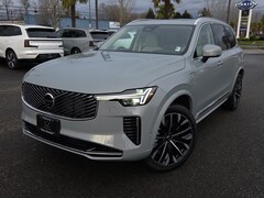 2026 Volvo XC90 plug-in hybrid T8 Ultra 7-Seater SUV