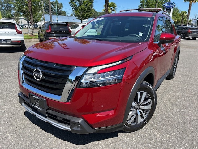 2023 Nissan Pathfinder SL SUV