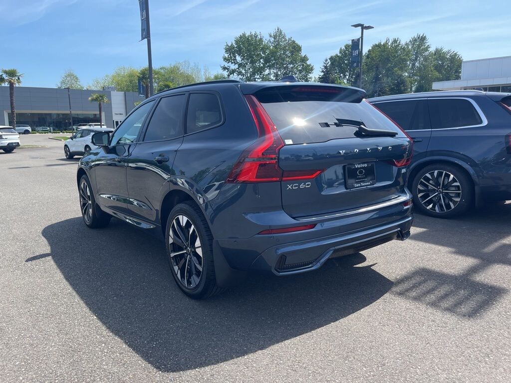 New 2026 Volvo XC60 B5 Plus SUV
