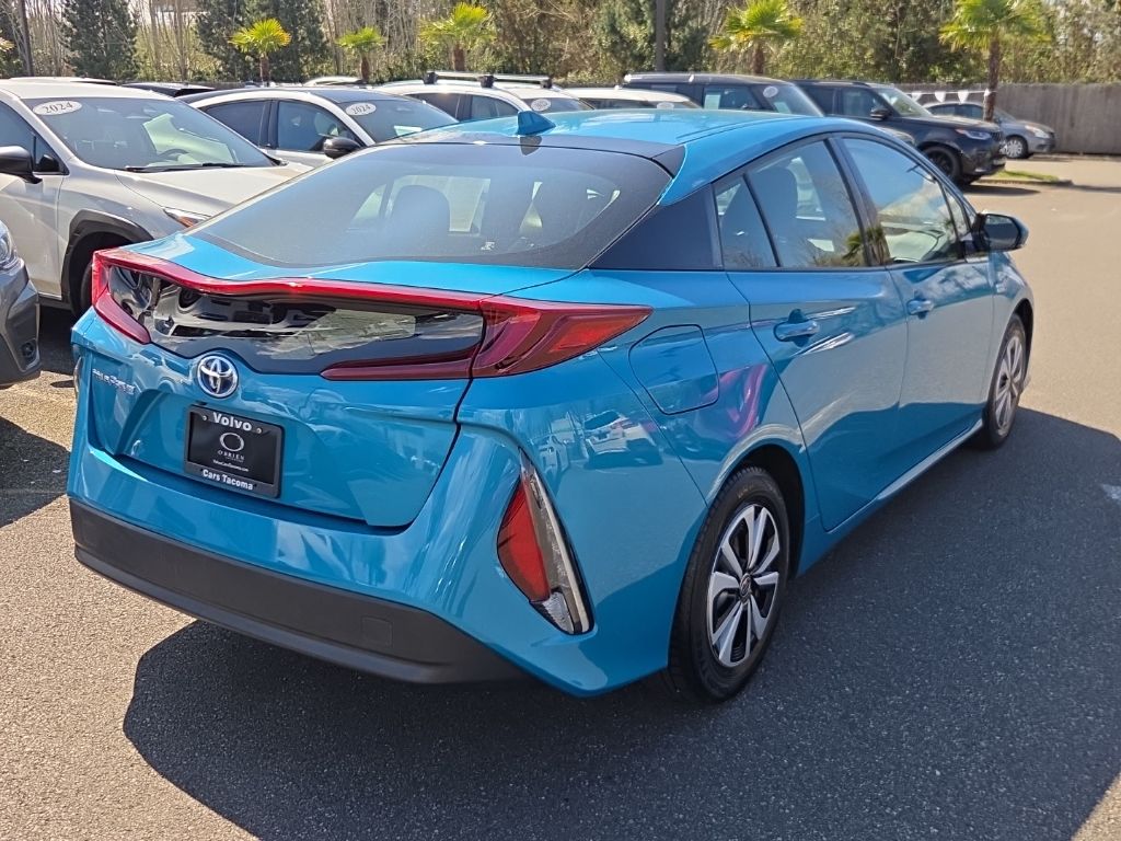 Used 2018 Toyota Prius Prime Premium with VIN JTDKARFP1J3082514 for sale in Fife, WA