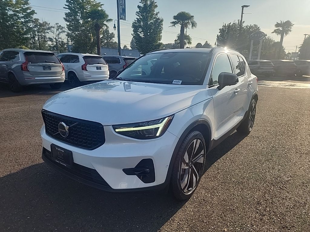 Certified 2023 Volvo XC40 Ultimate SUV