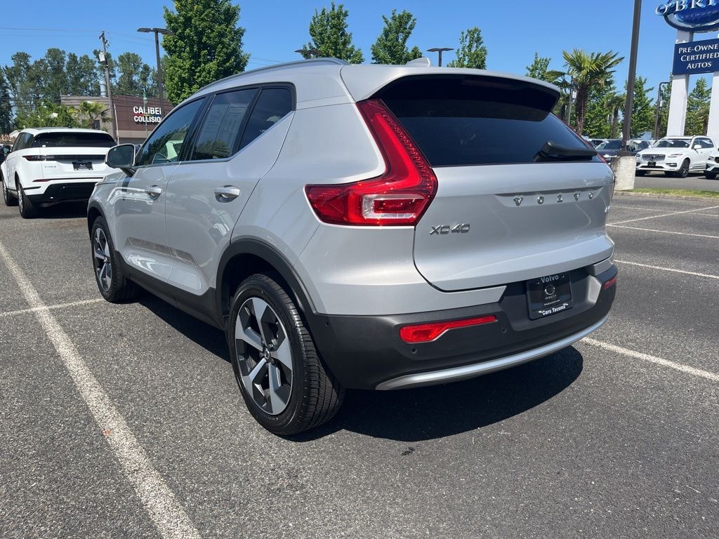 Used 2025 Volvo XC40 B5 Plus Bright Theme SUV